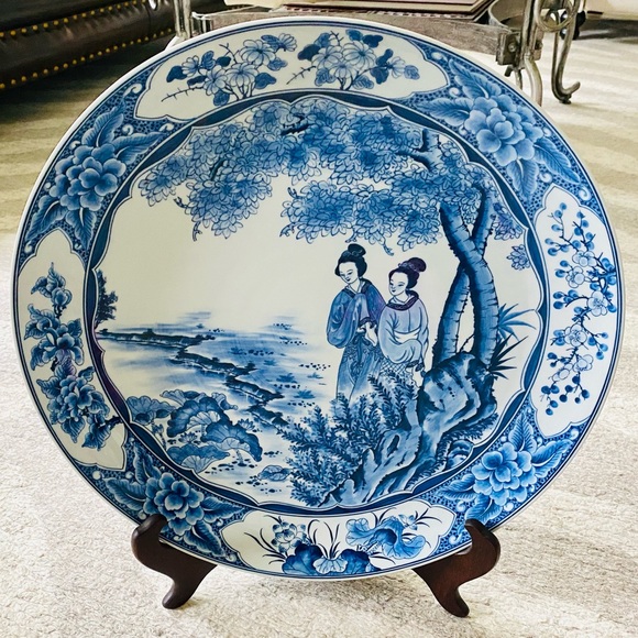 Large Handmade Chinoiserie Decorative Plate - Picture 3 of 3